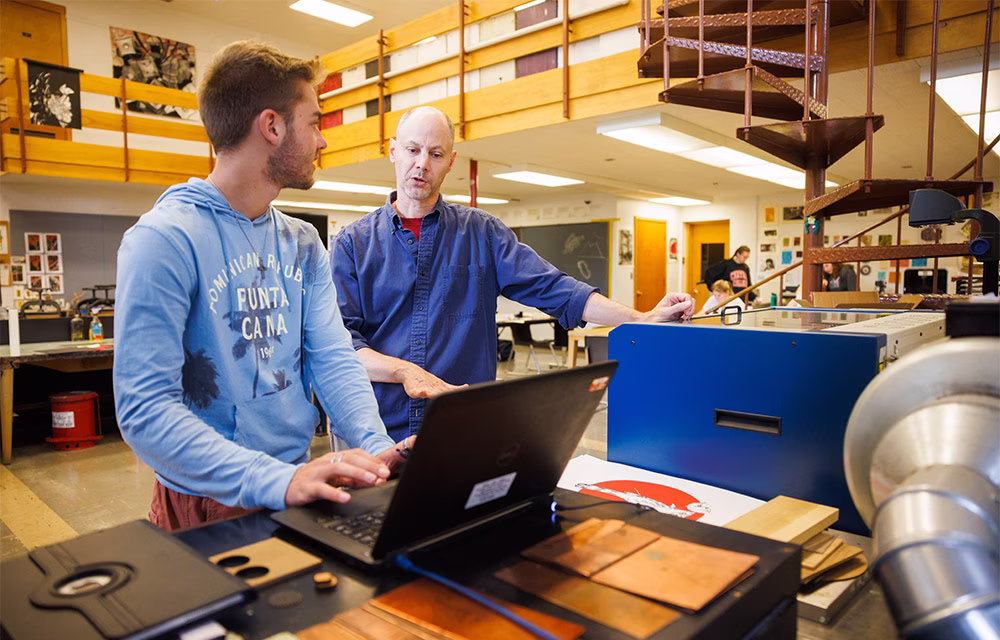 Central College multimedia-design